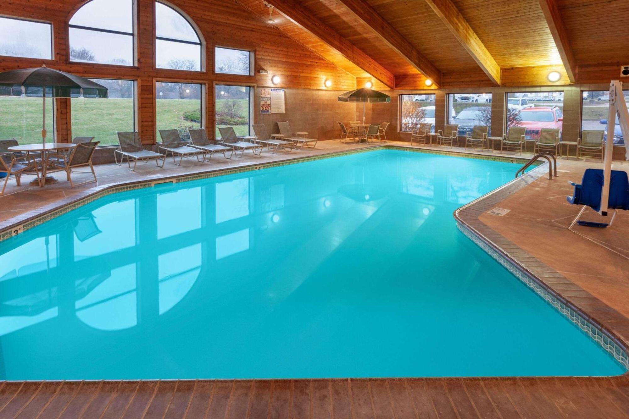 Americinn By Wyndham Peoria Exteriér fotografie