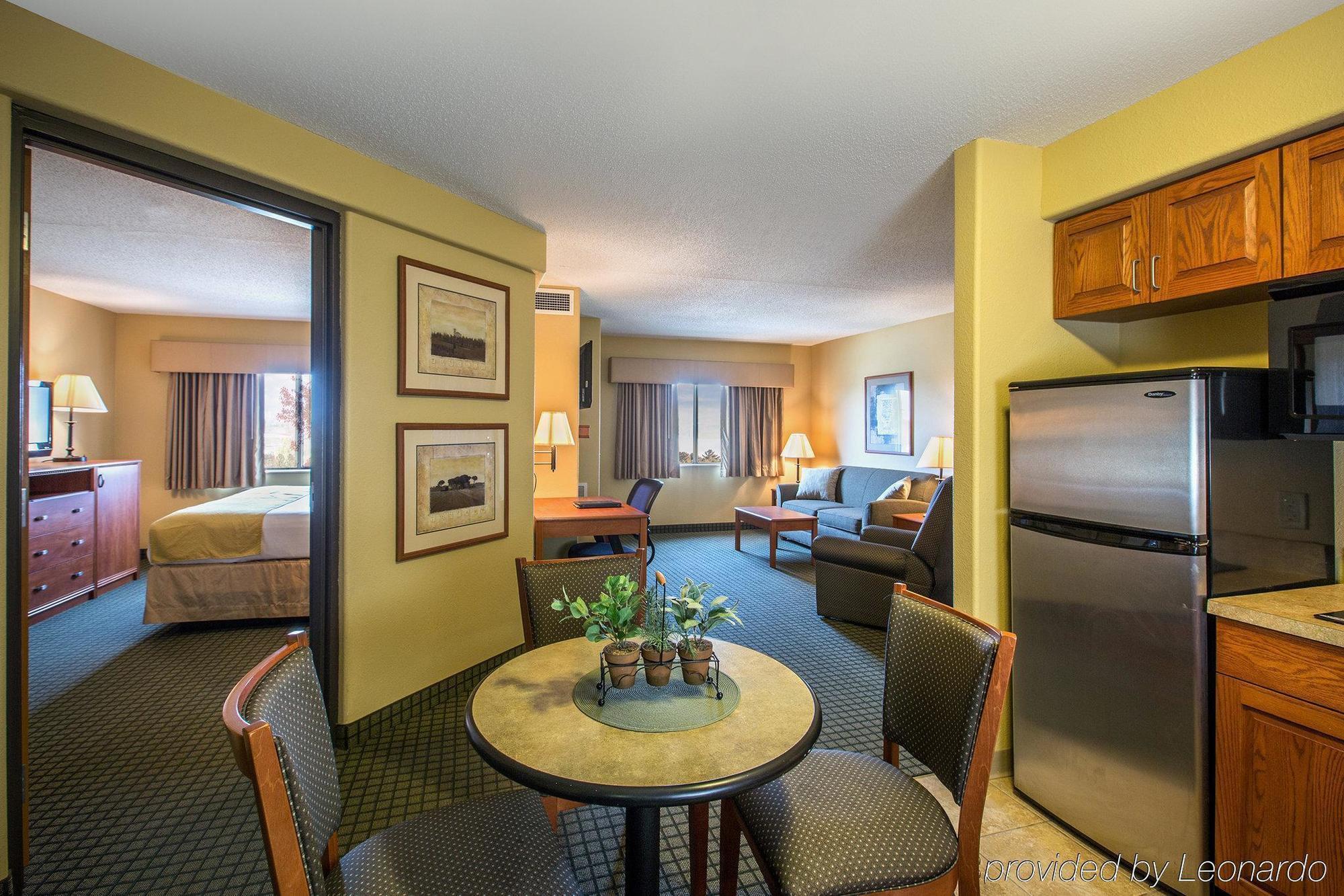 Americinn By Wyndham Peoria Exteriér fotografie