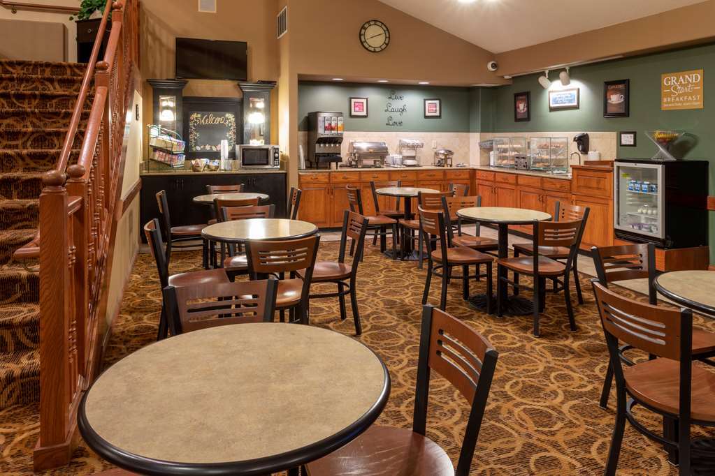 Americinn By Wyndham Peoria Restaurace fotografie
